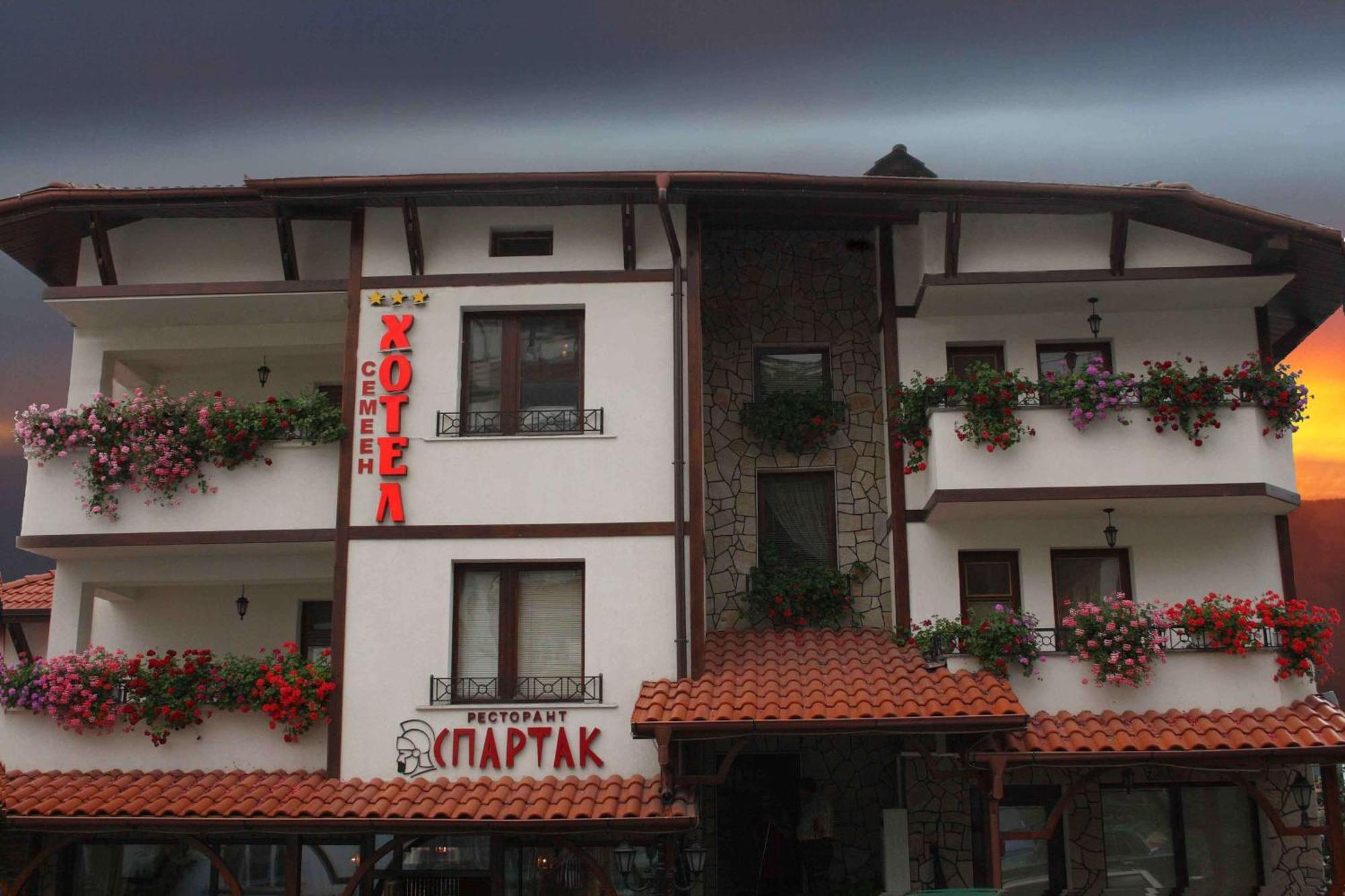Spartak Family Hotel Smolyan Eksteriør billede